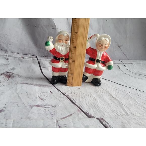 1950s Vintage Salt Pepper Shakers NAPCO Santa & Mrs. Claus Bell Ringers - Picture 5 of 14